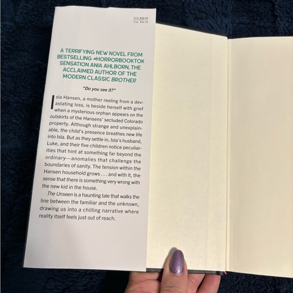 The Unseen Novel by Ania Ahlborn - Picture 2 of 3